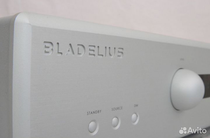 Hi-End усилитель Bladelius S101 Thor