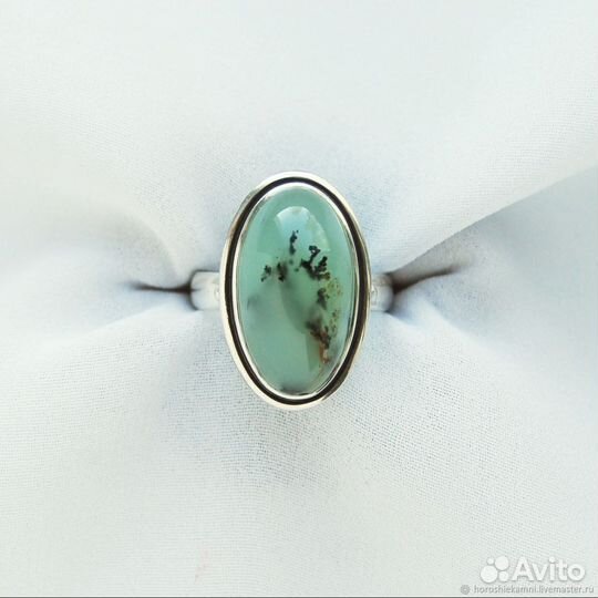 Серебренное кольцо с гранатом гессонит