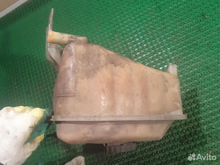 Бачок расширительный Chrysler New Yorker LHS