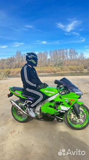 Kawasaki ZX9 - R Ninja
