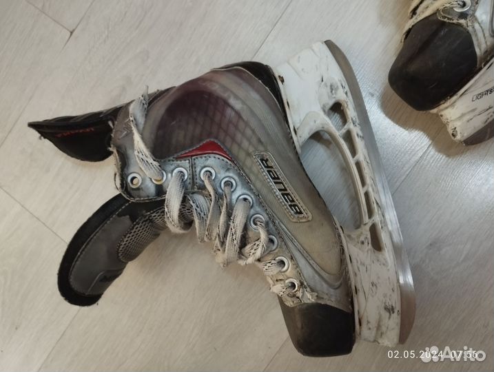 Хоккейные коньки Bauer