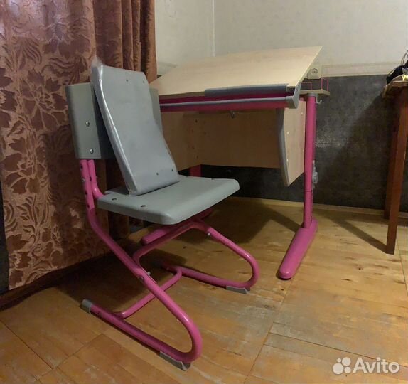 Растущая парта и стул Дэми