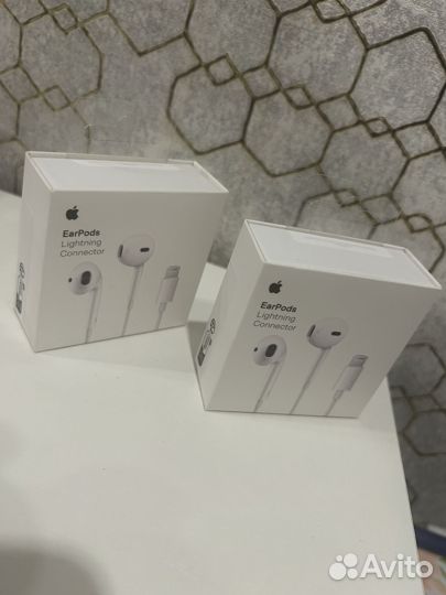 Наушники apple earpods Lightning Connector