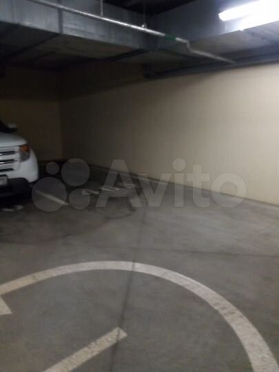 Машиноместо, 20 м²