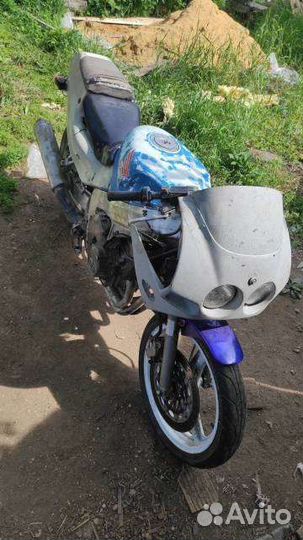 Honda cbr 250r