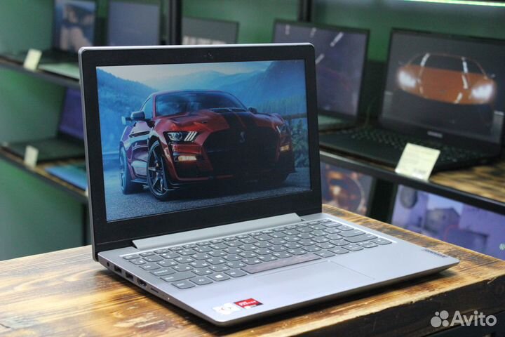 Lenovo 11.6 / SSD 128 / 4GB DDR4