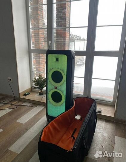 Колонка partybox 1000 пати бокс