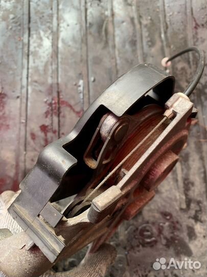 Педаль стояночного тормоза mercedes W210 E class