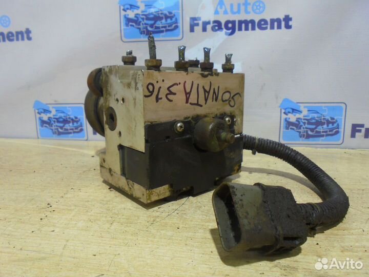 Блок управления ABS Hyundai Sonata Iii G4CP 1996