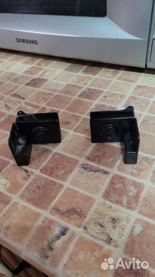 Петли для стеклянных дверей