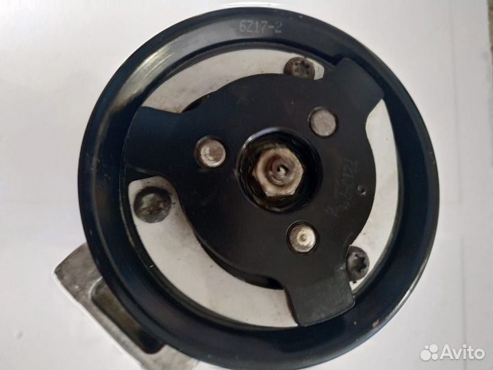 Компрессор кондиционера VAG