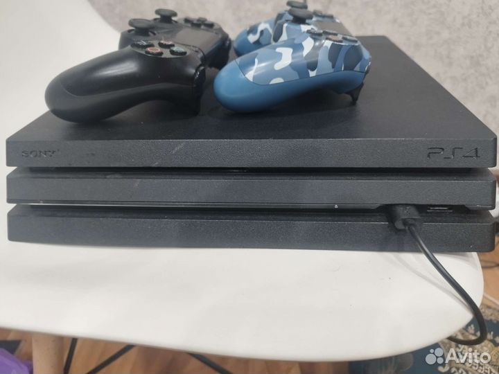 Sony PS4 pro 1tb