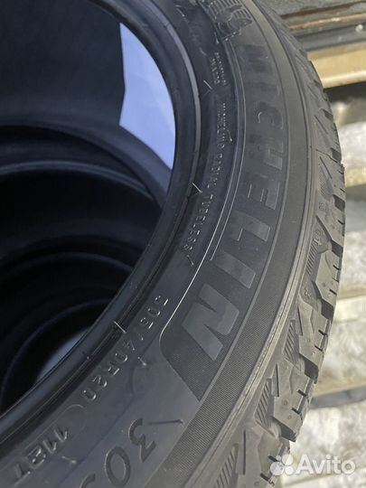 Michelin X-Ice Snow SUV 275/45 R20 и 305/40 R20 110T