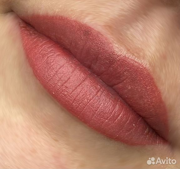 Перманентный макияж татуаж губ бровей межресничка