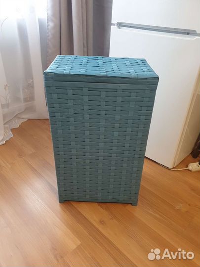 Плетёная корзина с крышкой