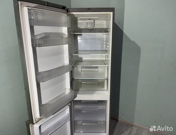 Холодильник Lg