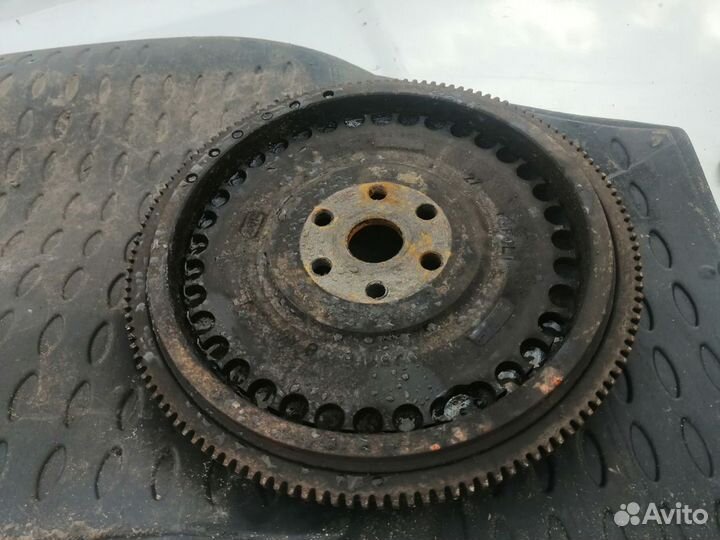 Маховик Ford Focus 1 1.8 16V eydc