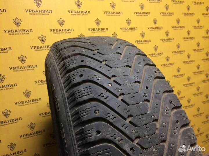 Goodyear UltraGrip 500 225/65 R17
