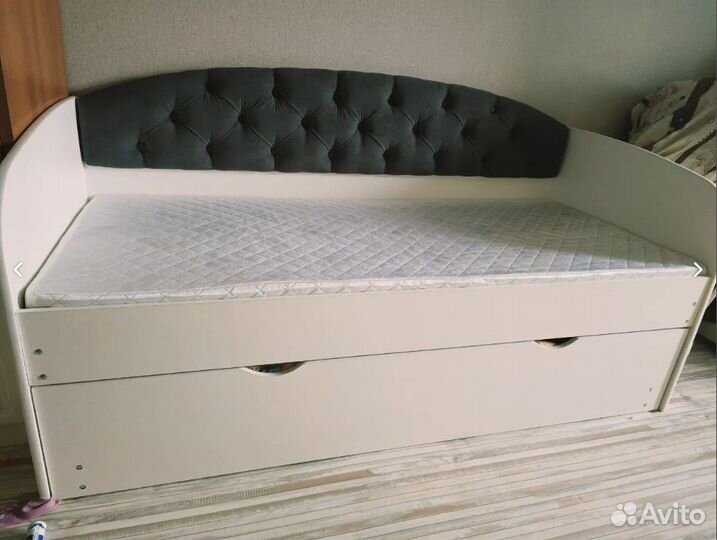 Детская кровать с выдвижным ярусом белая