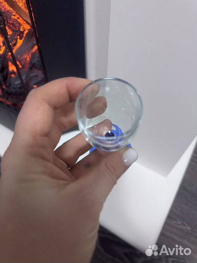 Рюмка на ножке