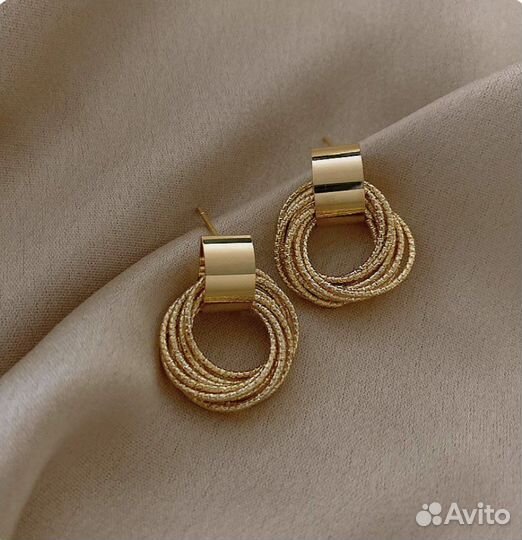 Серьги бижутерия
