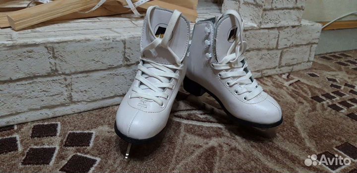 Коньки р.30