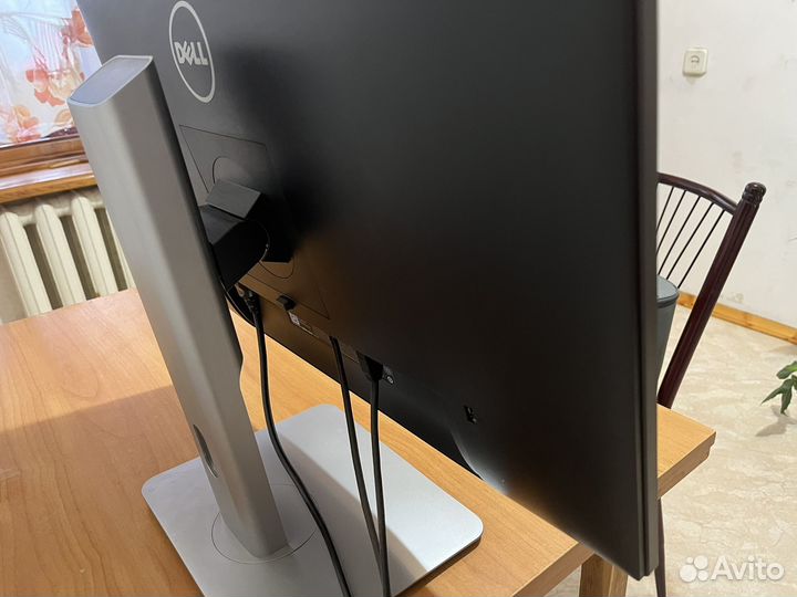 Монитор Dell U2415 (1920x1200)