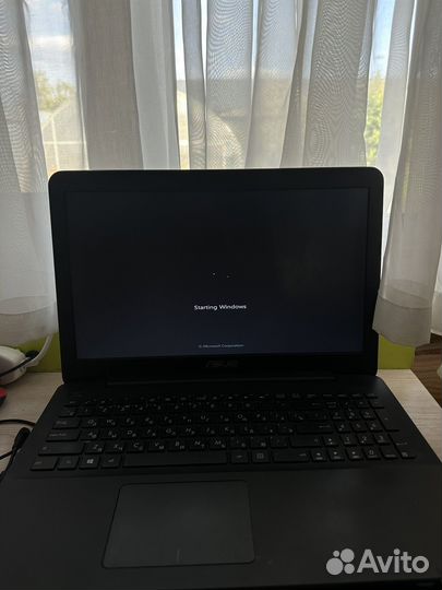 Ноутбук asus