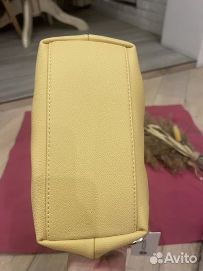 Новая сумка женская желтая Laccoma