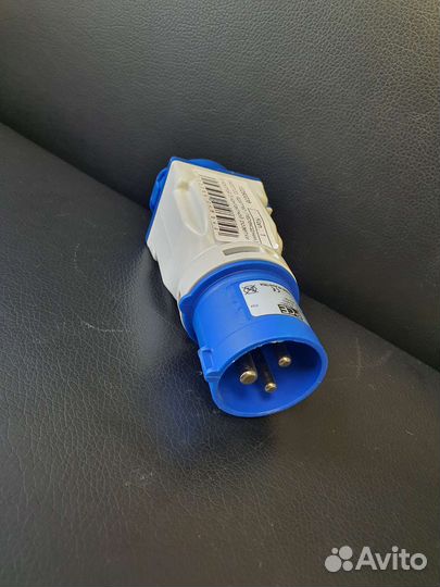 Адаптер (переходник с круглой 3-контактной розетки