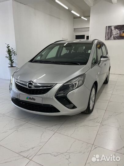 Opel Zafira 1.4 МТ, 2011, 153 831 км