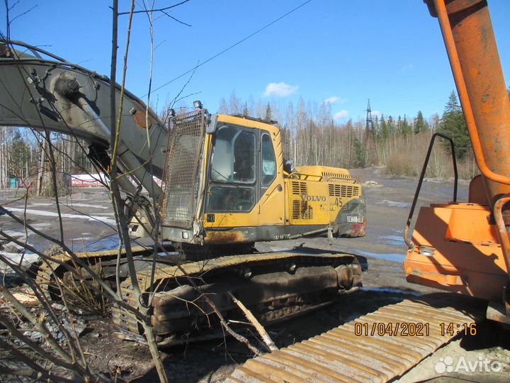 Гусеничный экскаватор Volvo EC360B LC, 2007