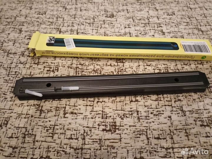 Магнитный держатель для ножей