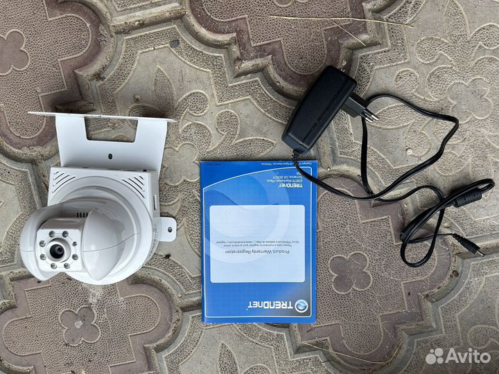 Интернет камера-сервер TrendNet TV-IP422