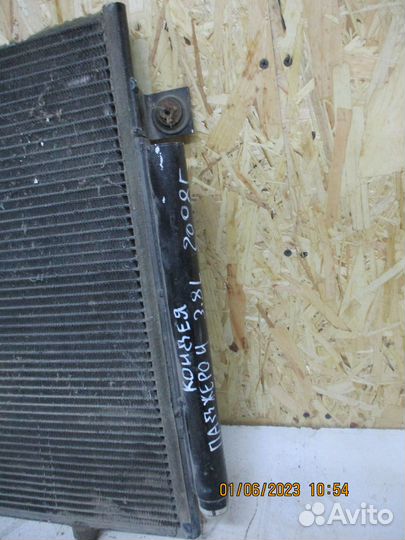 Радиатор кондиционера Митсубиси Паджеро 4