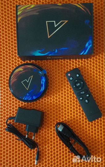 Smart TV приставка/smartTV box Android 12