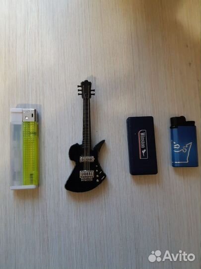 Зажигалки бензиновые,газовые, Zippo,Honest