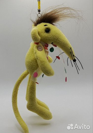 Крыса, желтая ручная работа (подвеска-брелок)