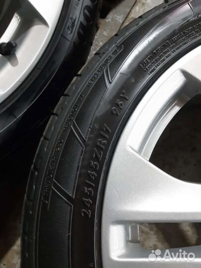 R17 Dunlop SP Sport Maxx 245/45, PCD 5x112 DIA 66.6