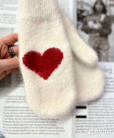 Варежки женские милые