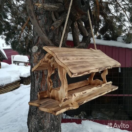 Кормушка для птиц