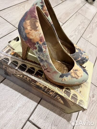 Туфли женские