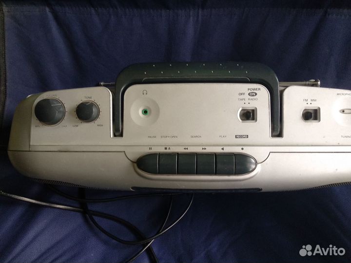 Магнитофон Philips AQ5150