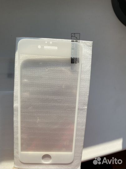 Защитное стекло на iPhone 6s белое