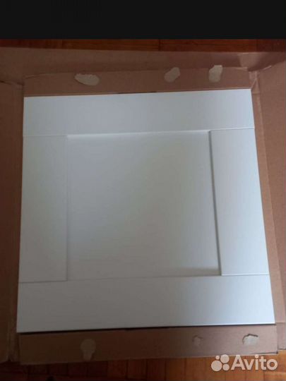 Фронтальная панель ящика