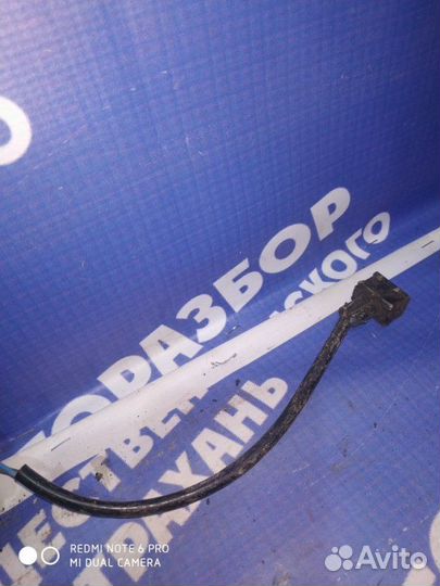 Задний правый замок двери Газ Волга 31105 седан