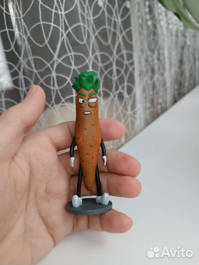 Мистер Морковка, клубника и морж