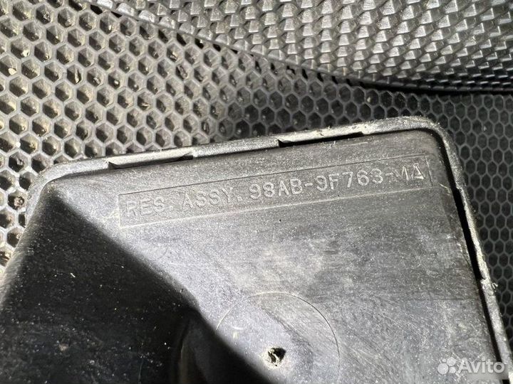 Корпус воздушного фильтра Ford Focus 1998-2004