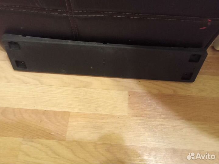 Подиум под номерной знак киа Соренто 2