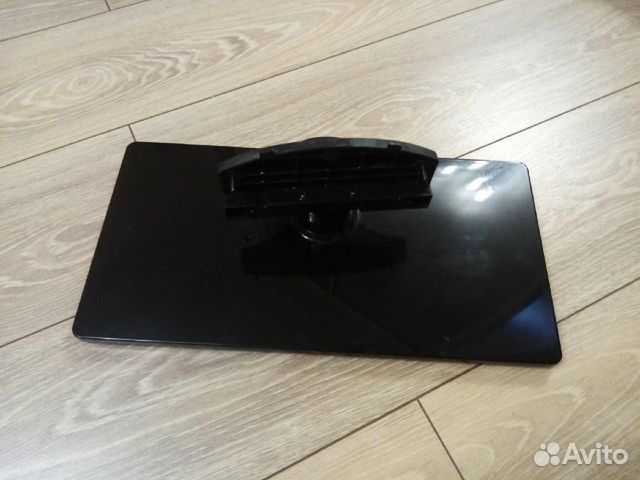 Подставка под телевизор